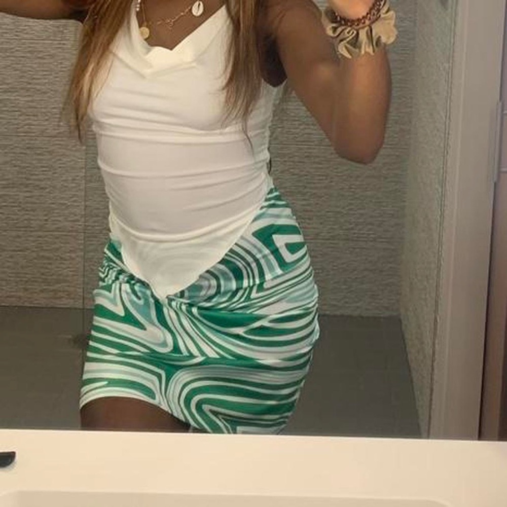 GREEN AND WHITE MARBLE SKIRT